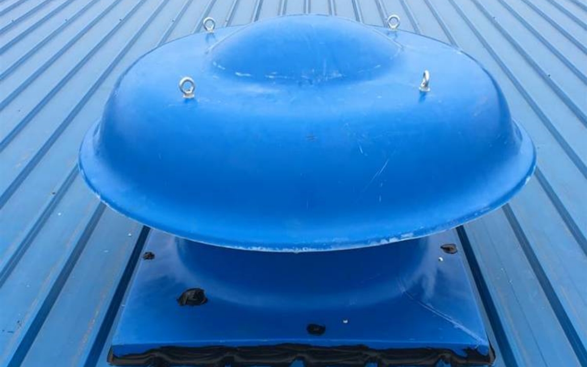 вентиляторы на крыше дома