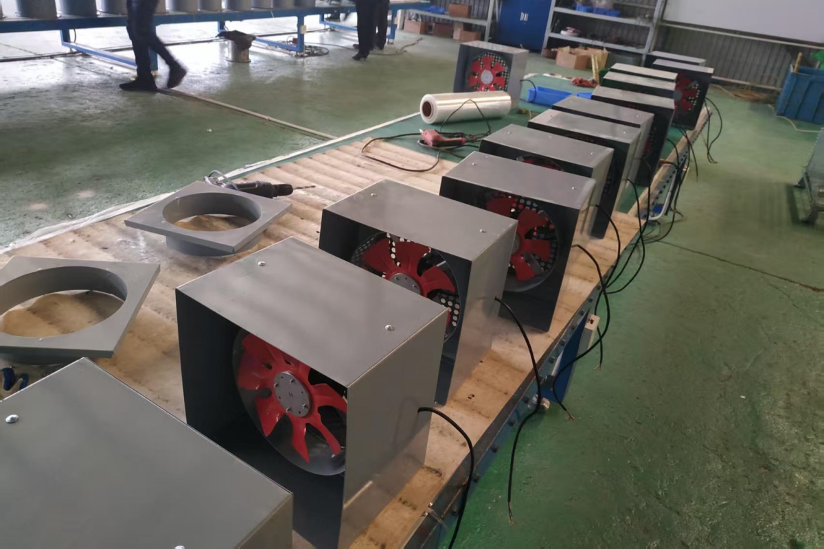 осевой вентилятор настенный промышленный