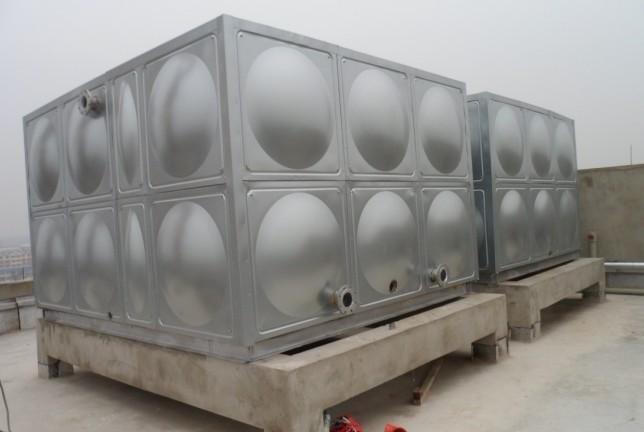 резервуары металлические для хранения воды 